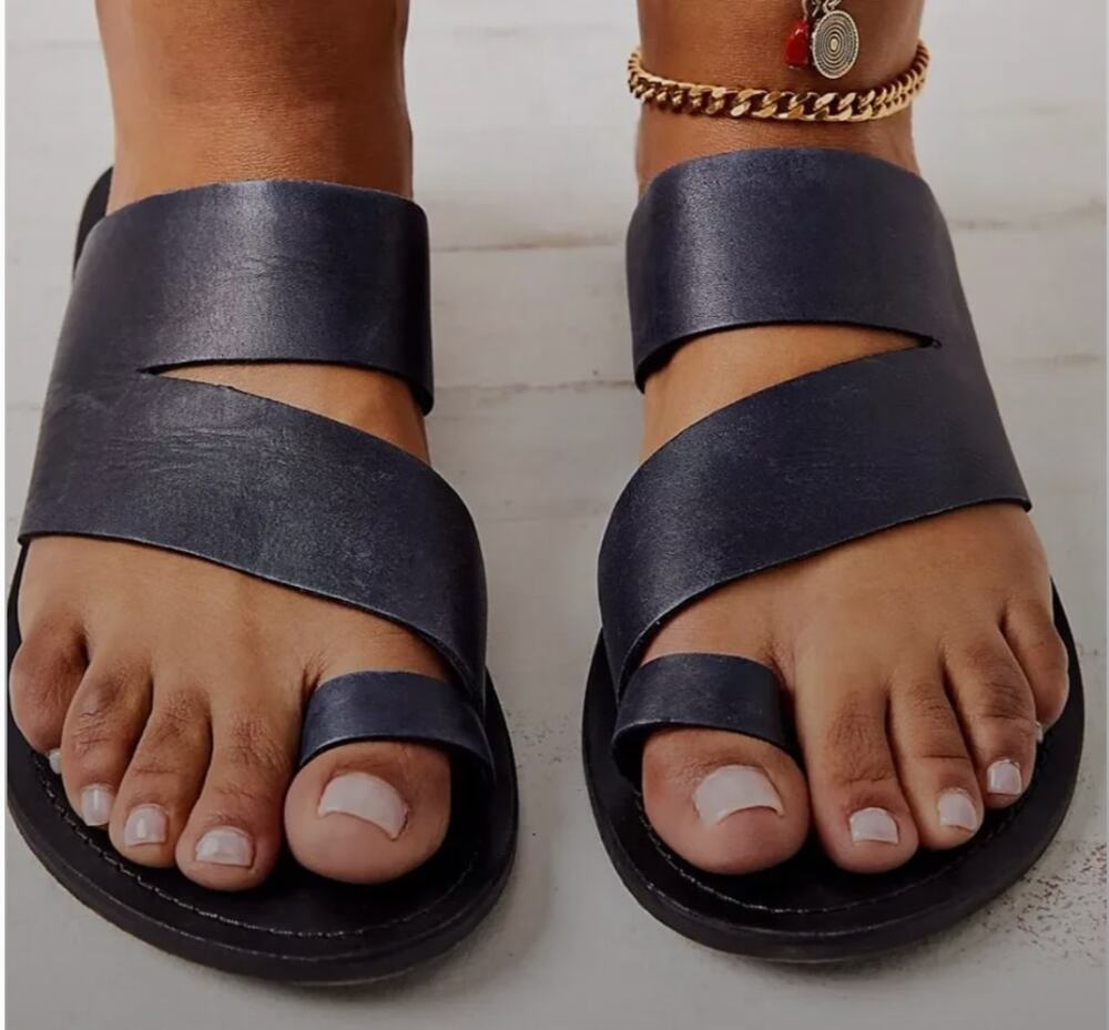 Free People Abilene Leather Toe Loop Sandals Almost Midnight Hour Blue 37.5